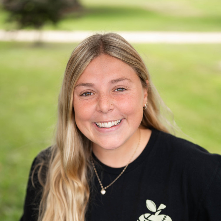 Bryanna Bair (1 of 1)