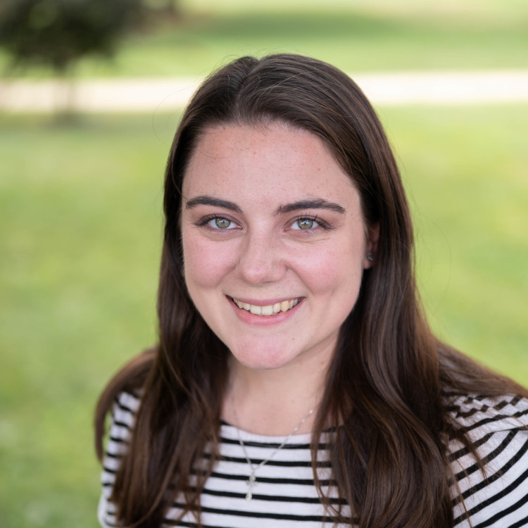 Lilly Fischer (1 of 1)
