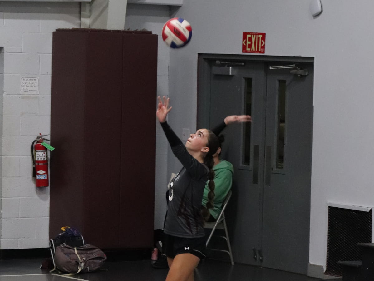 sports-offered-girls-volleyball-1200x900